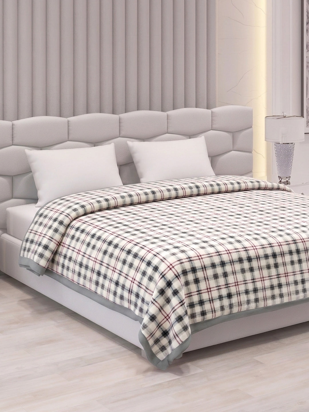Double Bed 2 Ply 440 GSM Blanket for Winter (Robin), Weight 2.3 kg