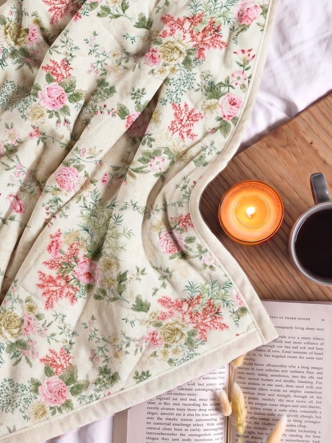 Floral Print Double Bed 3 Ply 470 GSM Blanket for Winter (Rosette), Weight 2.5 kg