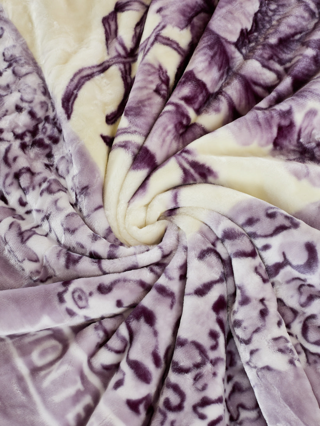 Printed Double Bed 3 Ply 1300 GSM Blanket for Winter (Rustom), Weight 7 kg