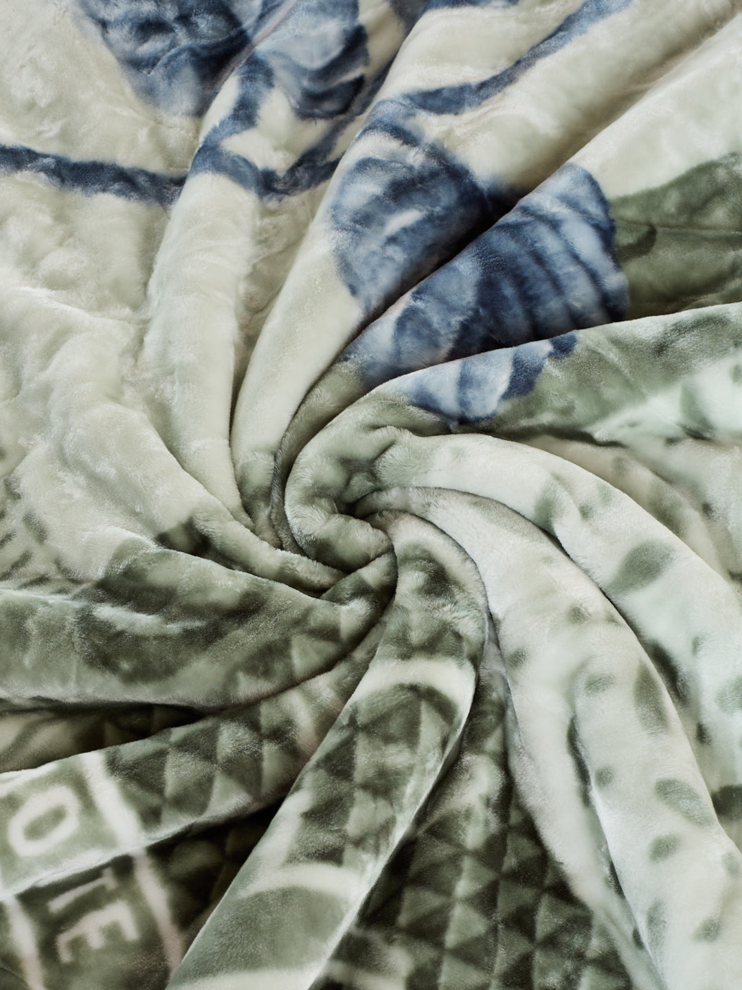 Printed Double Bed 3 Ply 1300 GSM Blanket for Winter (Rustom), Weight 7 kg