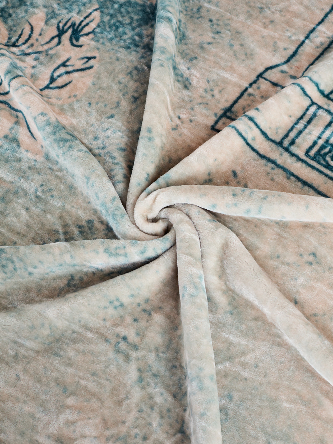 Printed Double Bed 2 Ply 550 GSM Blanket for Winter (Tradition), Weight 3 kg