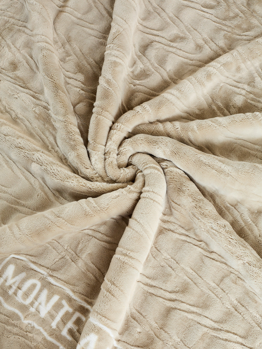 Printed Double Bed 2 Ply 840 GSM Blanket for Winter (Windsor), Weight 4.4 kg