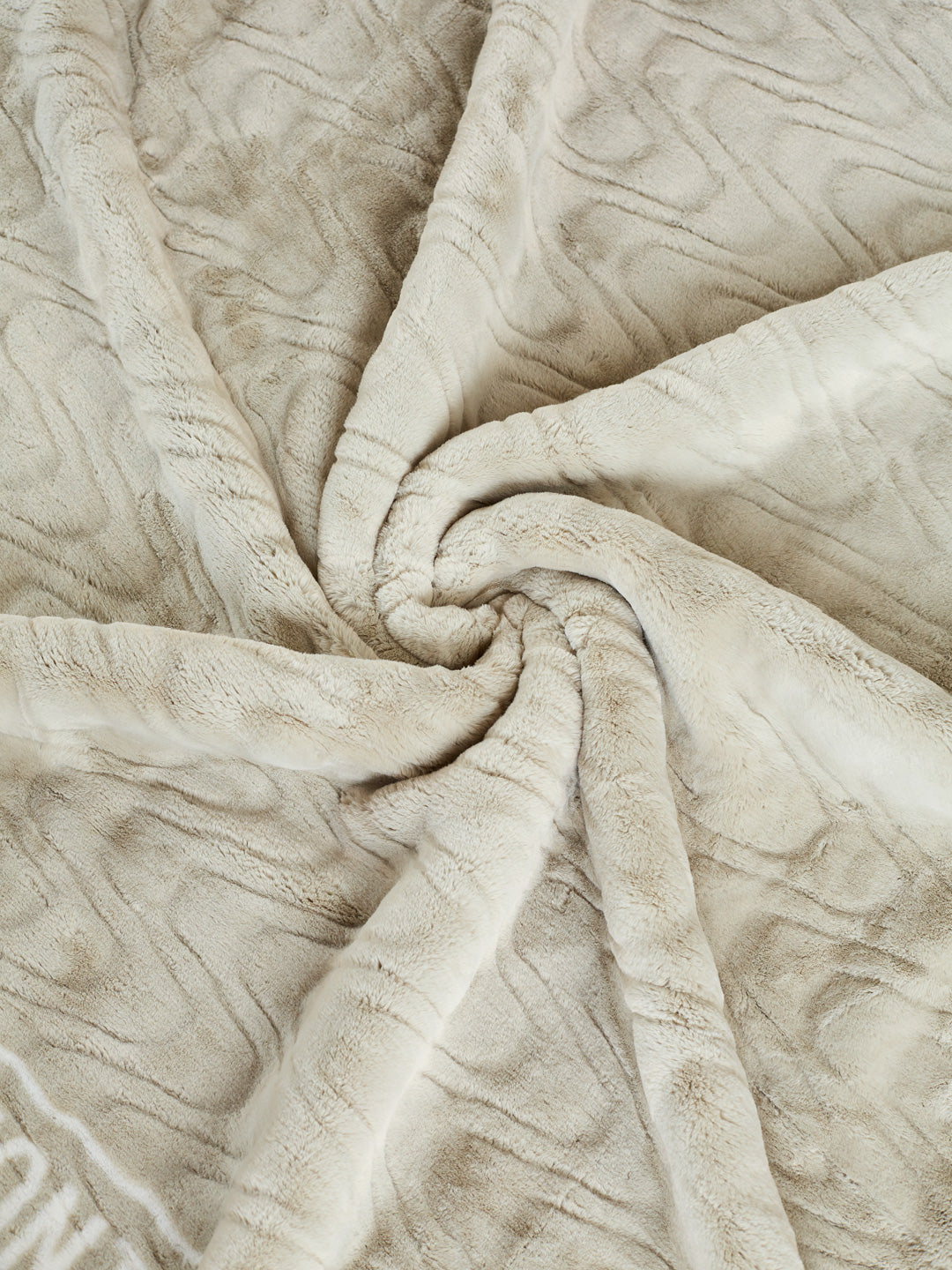 Printed Double Bed 2 Ply 840 GSM Blanket for Winter (Windsor), Weight 4.4 kg