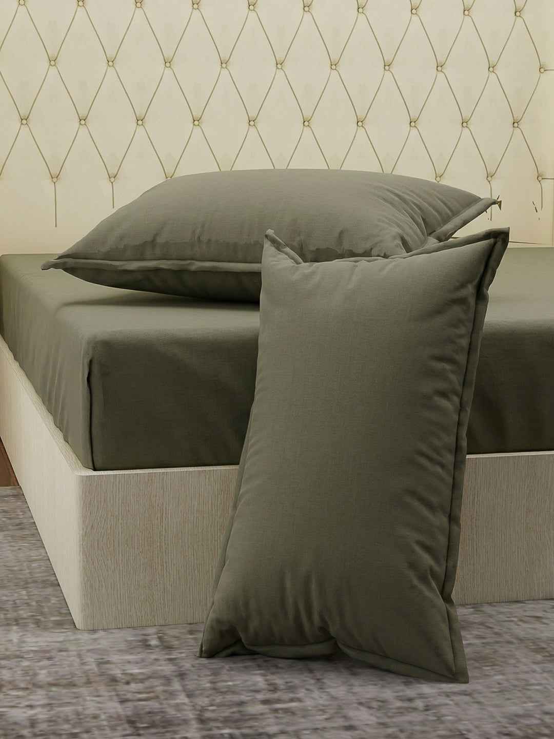 Premium 210 TC Pure Cotton King Size Bedsheet with 2 Pillow Covers Classique Casa Solids Collection