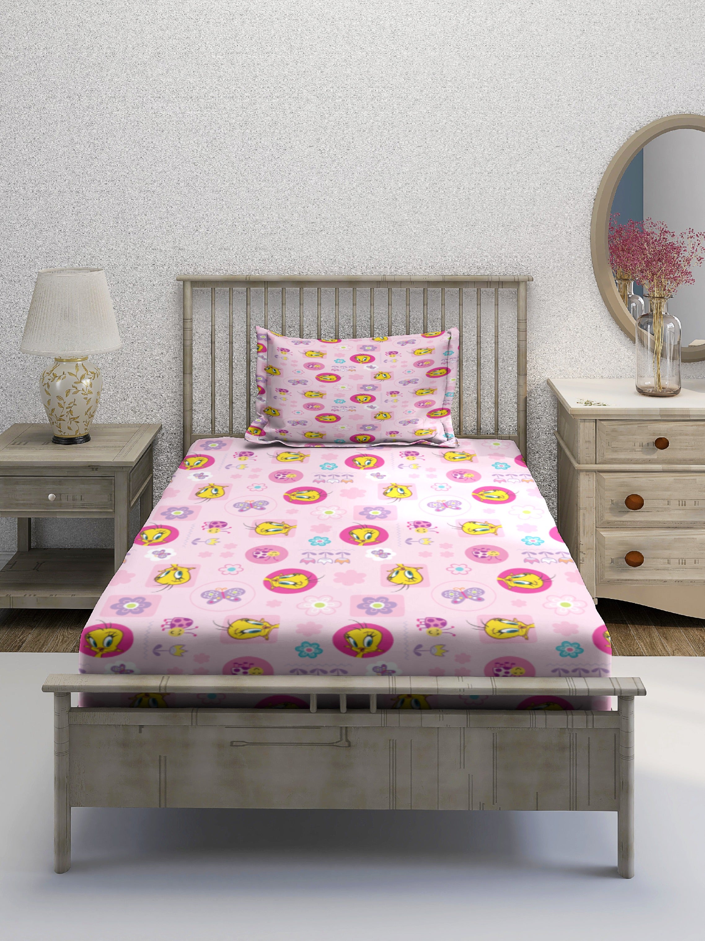 Monte Carlo Batman Printed 110 GSM Single Bedsheet with 1 Pillow Cover for Kids
