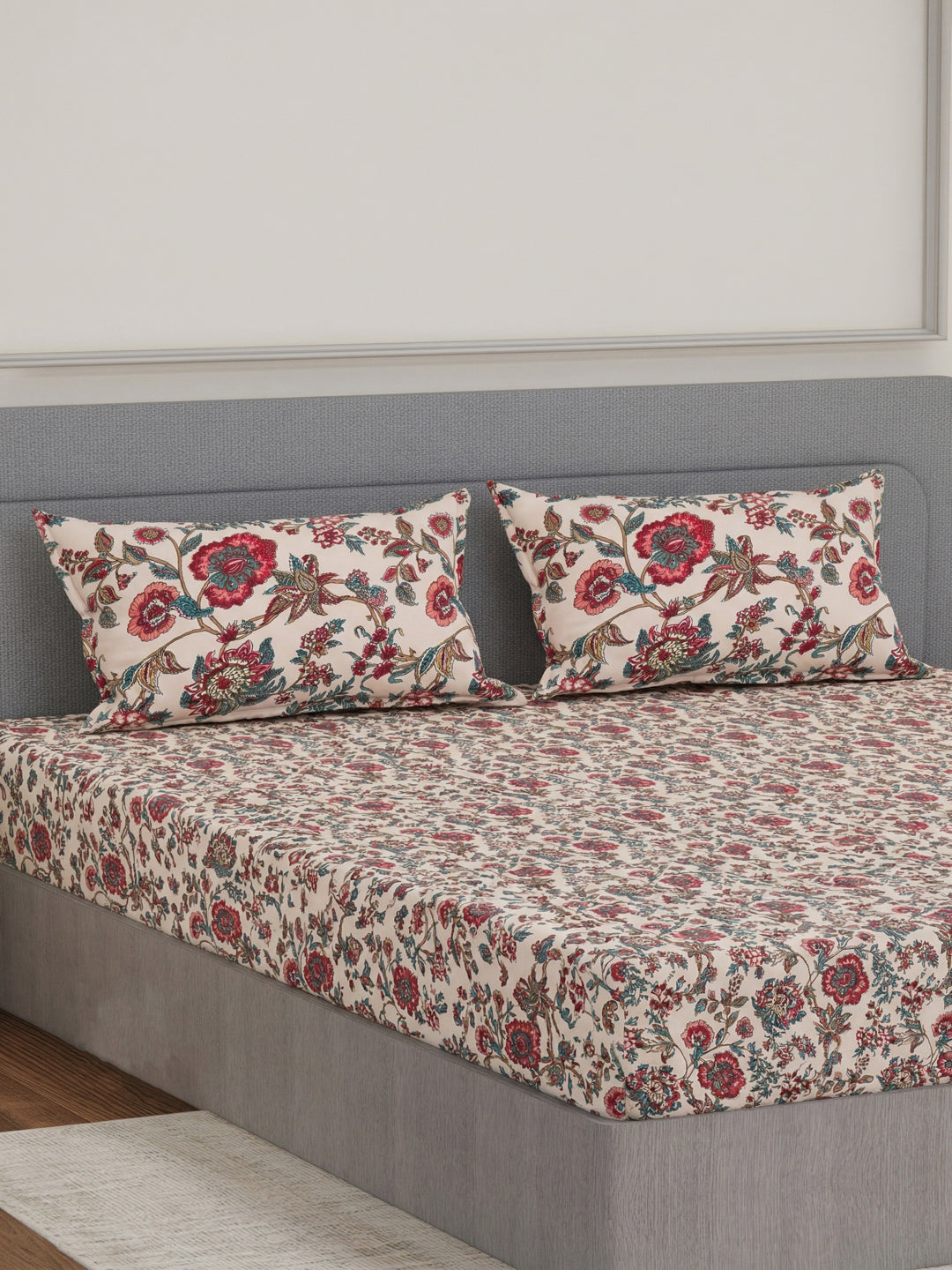 135 GSM Polyester King Size Bedsheet with 2 Pillow Covers Royal King Collection
