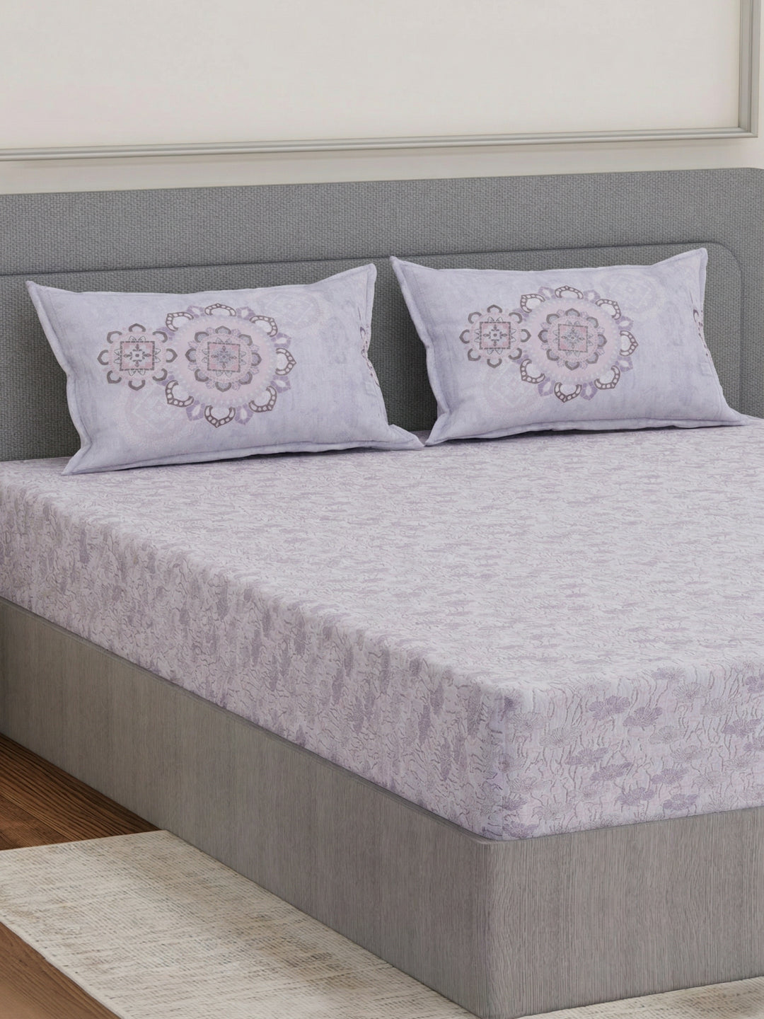 144 TC Pure Cotton King Size Bedsheet with 2 Pillow Covers Sensations Collection