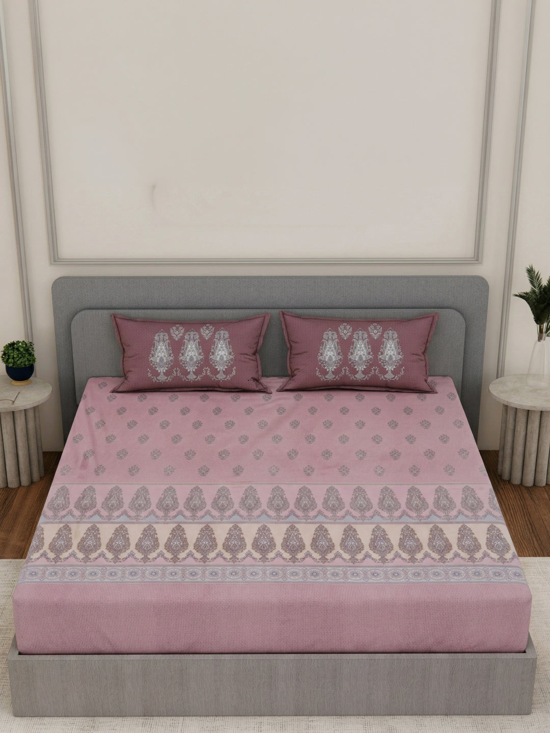 144 TC Pure Cotton King Size Bedsheet with 2 Pillow Covers Tradition Collection