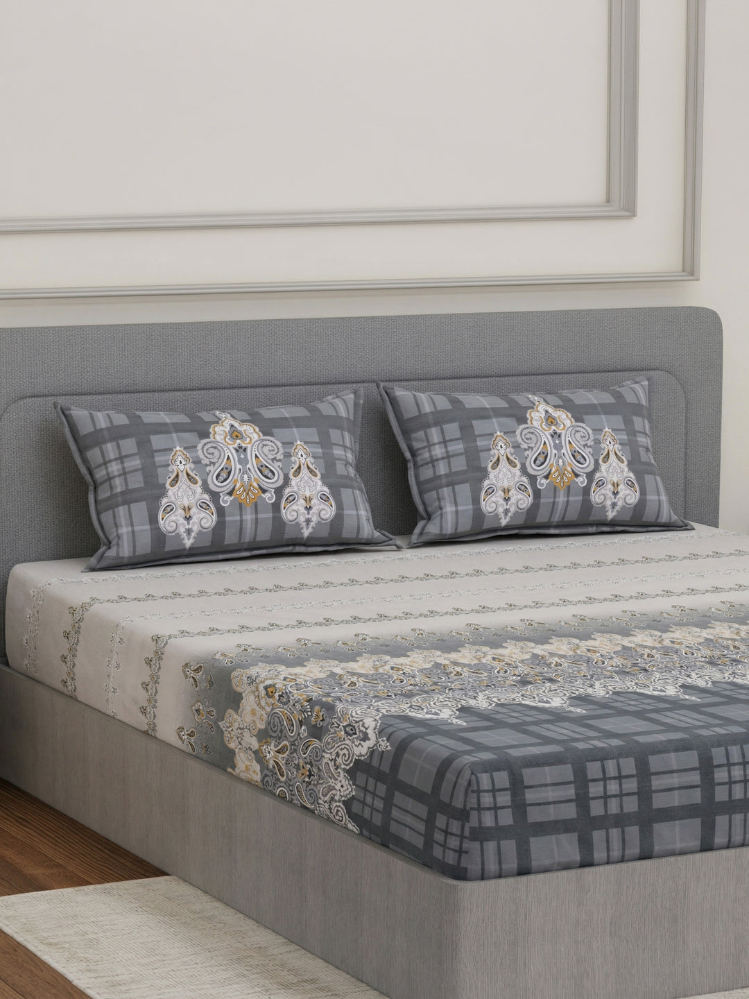 144 TC Pure Cotton King Size Bedsheet with 2 Pillow Covers Tradition Collection