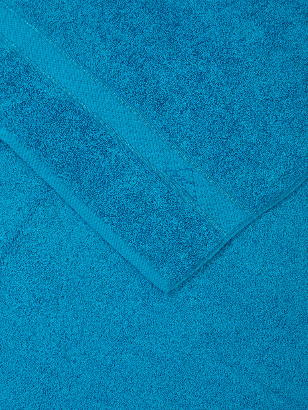 Premium Vivid Blue 100% Cotton Solid 525 GSM Bath Towel Iris 1 Pc Pvc Pack