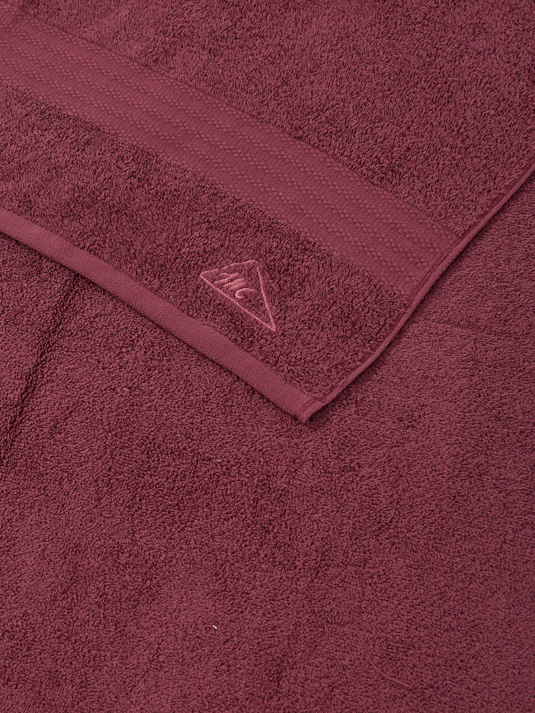 Maroon 100% Cotton Solid 380 GSM Bath Towel Jazz 4 Pc Set Gifting Box Pack