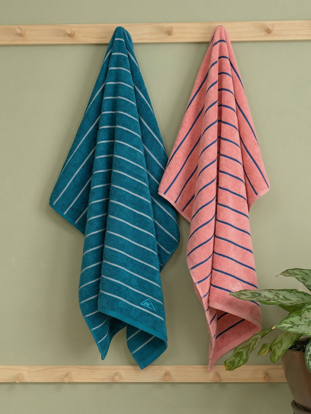Blue & Dusty Pink 100% Cotton Solid 480 GSM Bath Towel King & Queen 2 Pc Set Gifting Box Pack