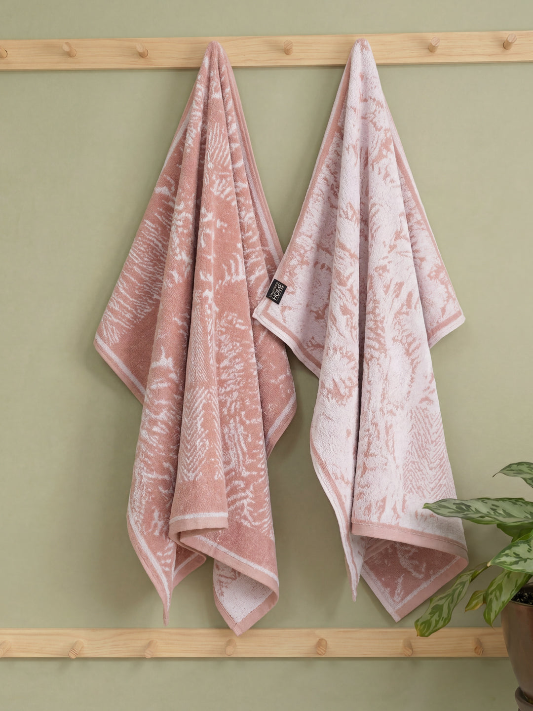 Premium Dusty Rose 100% Cotton Self Design 525 GSM Bath Towel Santorini 1 Pc Pvc Pack