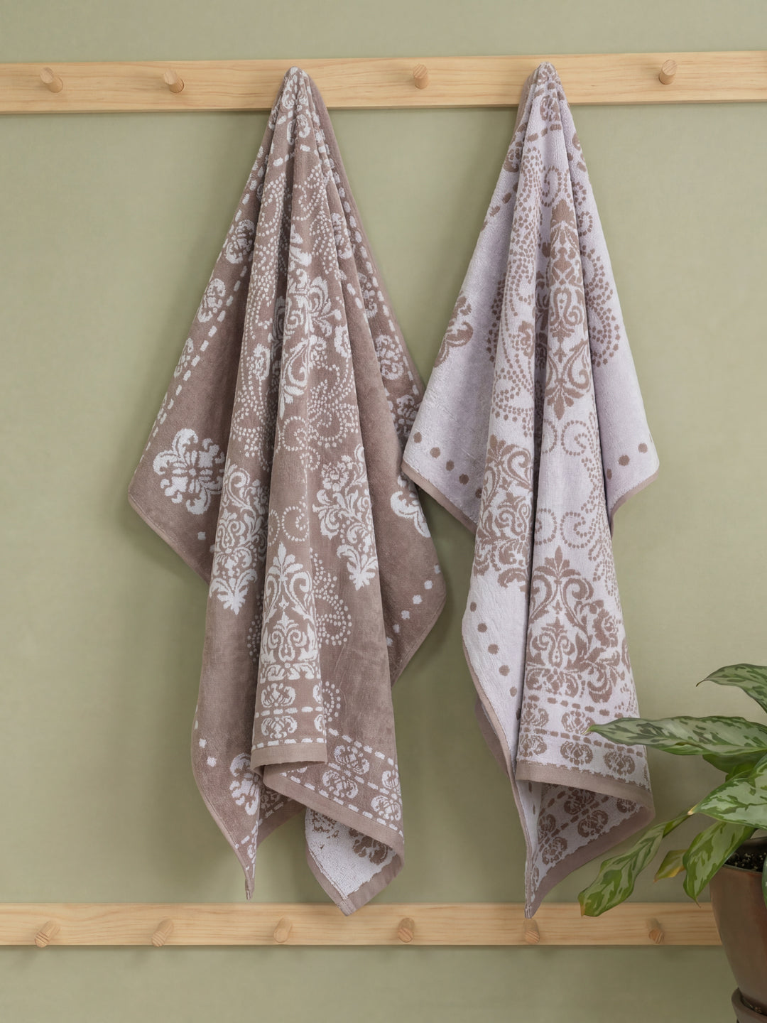 Premium Beige 100% Cotton Self Design 525 GSM Bath Towel Santorini 1 Pc Pvc Pack