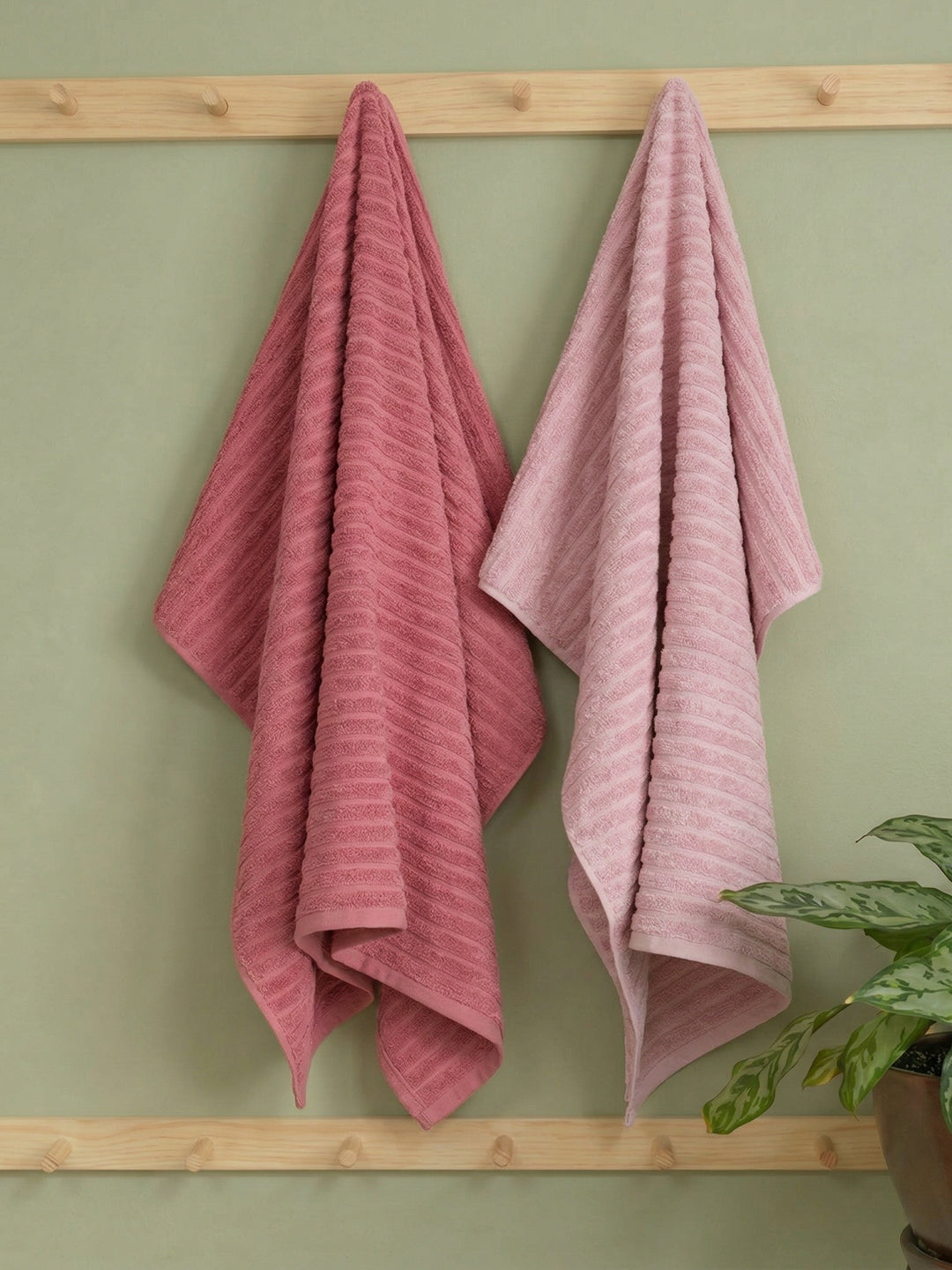 Pink & Peach 100% Cotton Solid 500 GSM Bath Towel Sensations 4 Pc Set Gifting Box Pack