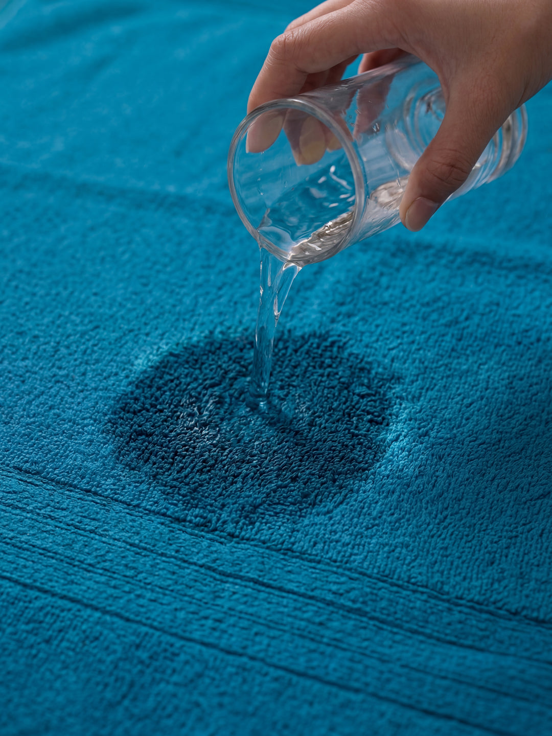 Essential Turquoise Blue 100% Cotton Solid 340 GSM Bath Towel Soho 1 Pc Pvc Pack