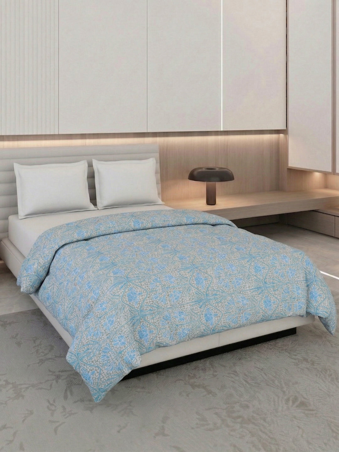 Vertical Floral Print King Size 3 Ply 150 GSM Comforter Prestige Collection Weight 2.5 kg
