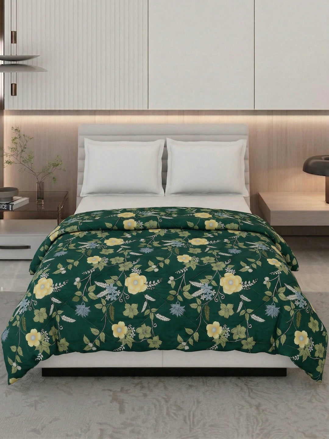 Floral Print Double Bed 3 Ply 105 GSM Comforter Timeless Collection Weight 1.6 kg