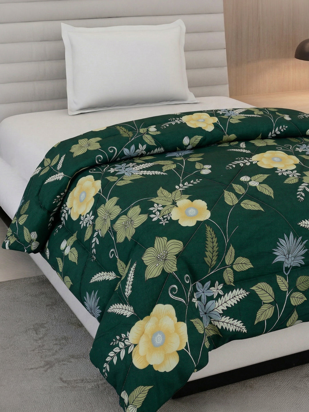 Floral Print Single Bed 3 Ply 105 GSM Comforter Timeless Collection Weight 950 g