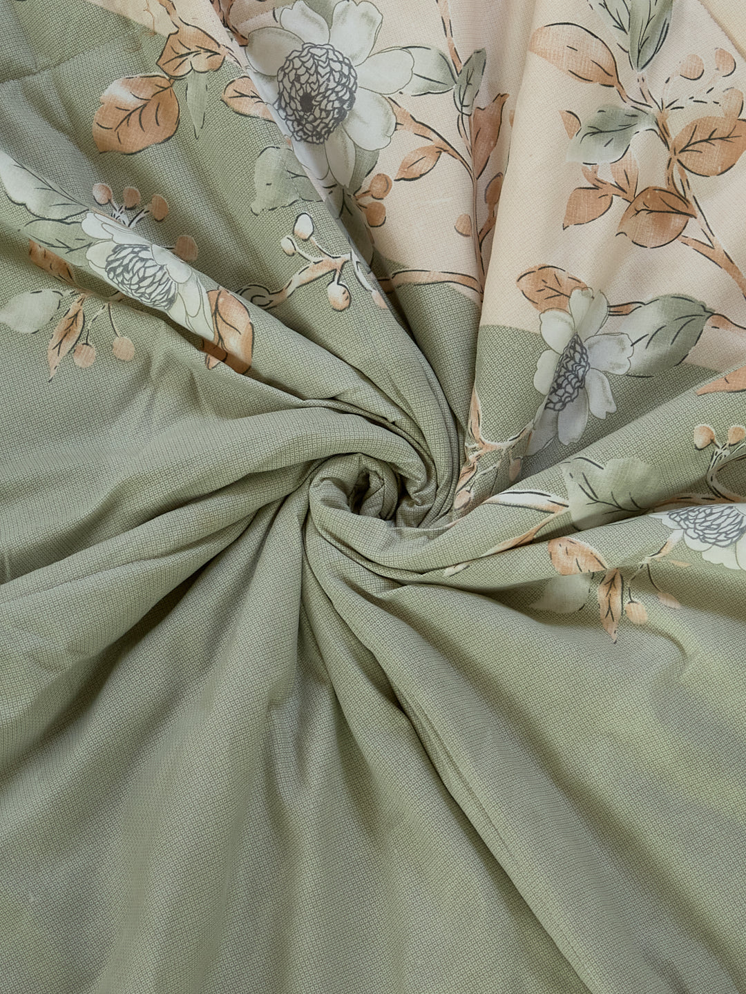 Floral Print Double Bed 3 Ply 105 GSM Comforter Timeless Collection Weight 1.6 kg