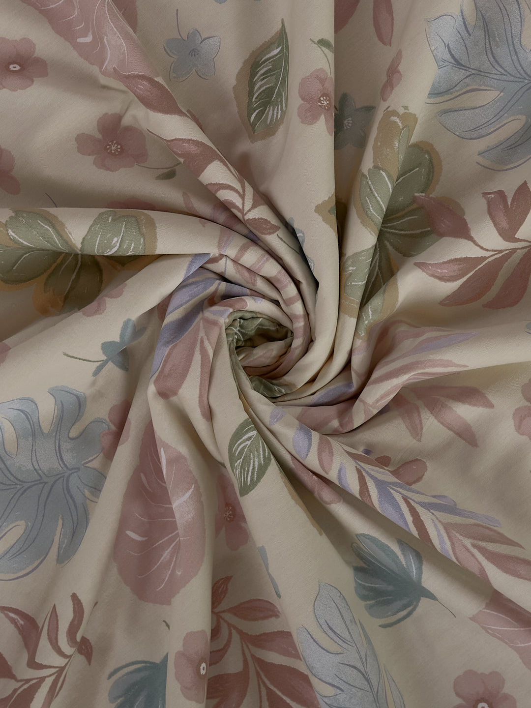 Premium Leaf Print Double Bed 3 Ply 100 GSM Comforter Classique Warm Hug Collection Weight 2.5 kg