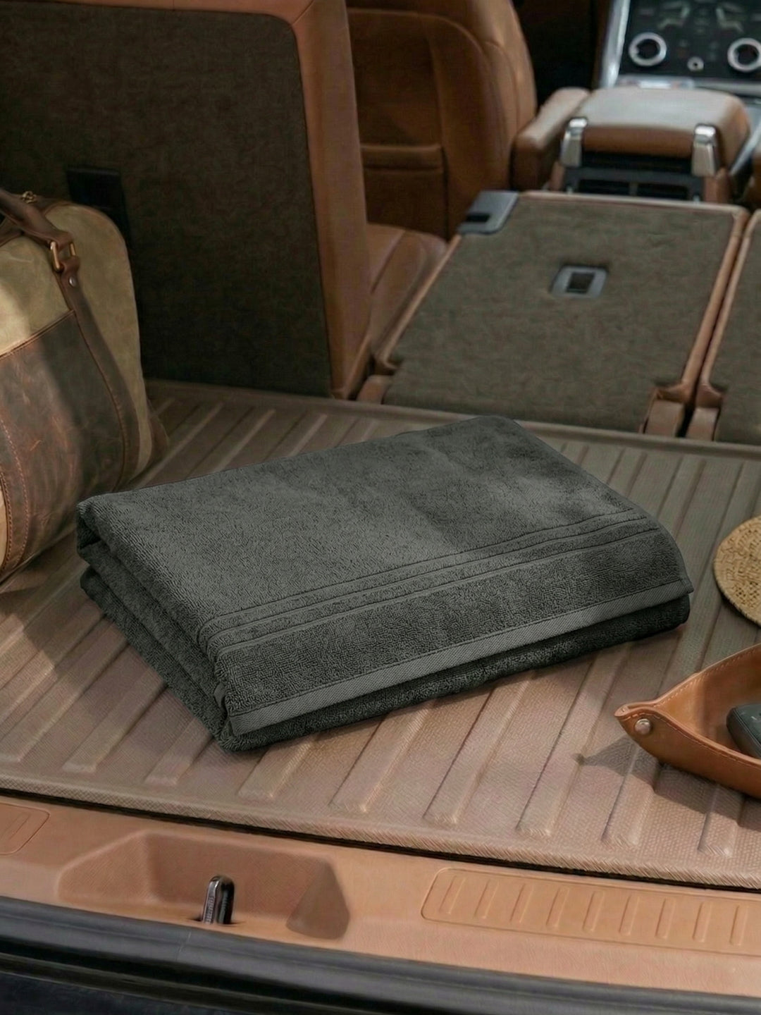 Charcoal Pure Cotton Solid 340 GSM Car Towel 1 Piece (Soho Collection)