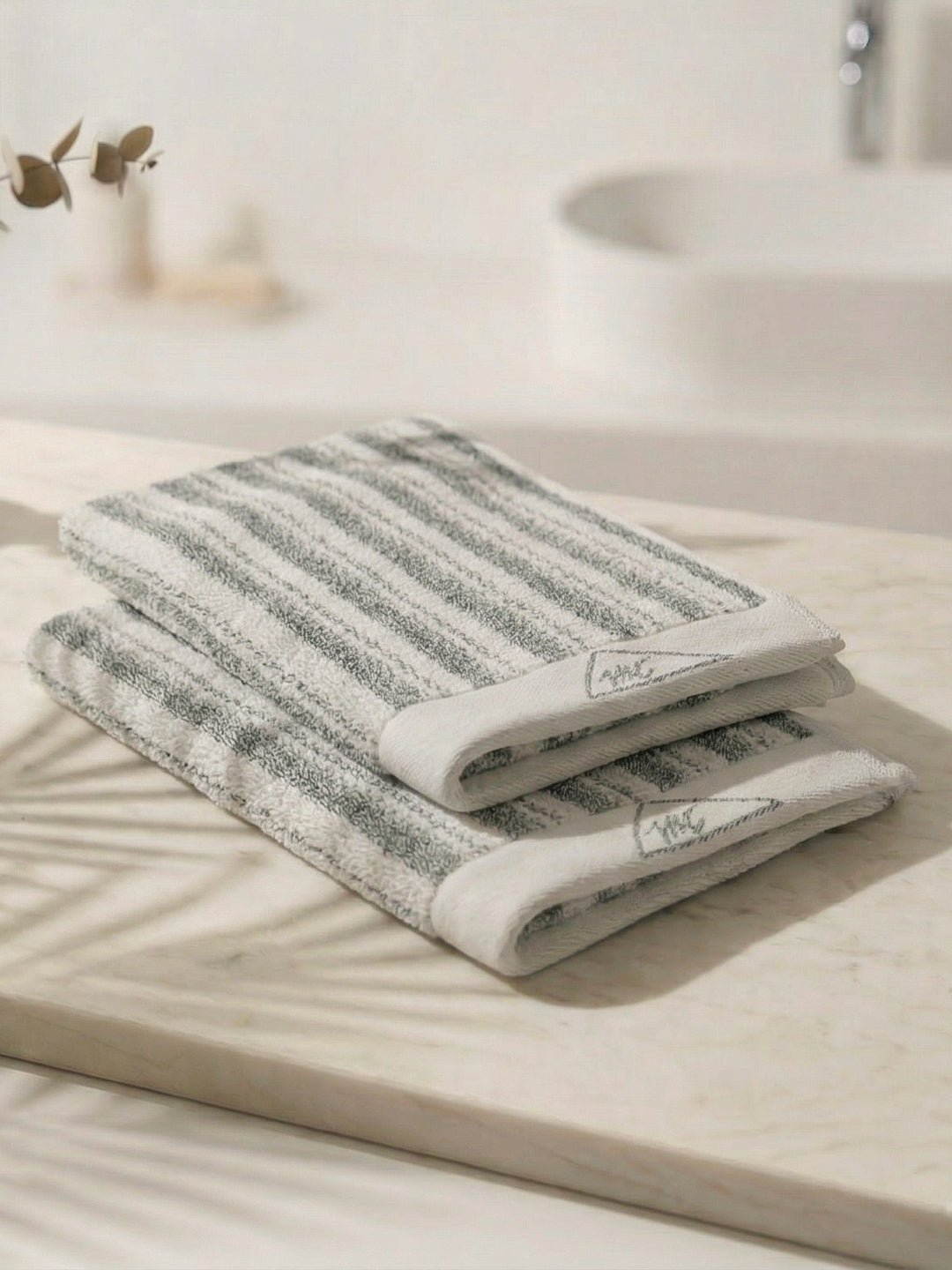 Premium Green & White Pure Cotton Self Design 500 GSM Hand Towel 2 Pc Set (Green Weave Collection)