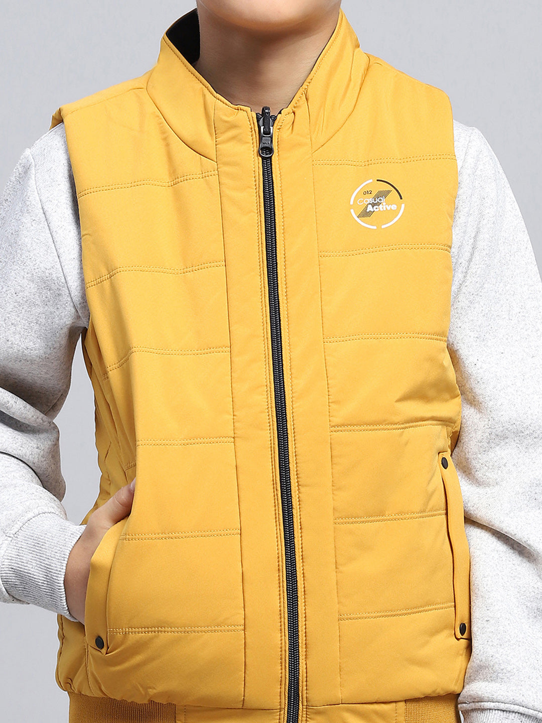 Boys Navy Blue & Mustard Solid Mock Neck Sleeveless Reversible Jacket