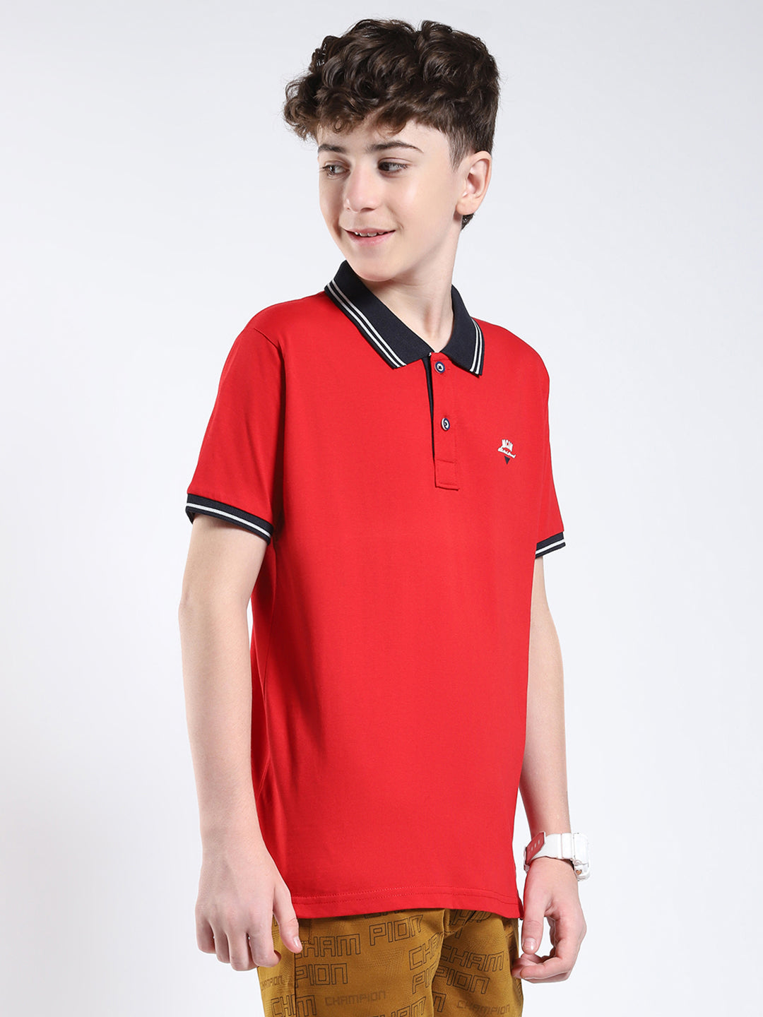 Boys Red Solid Collar Half Sleeve T-Shirt