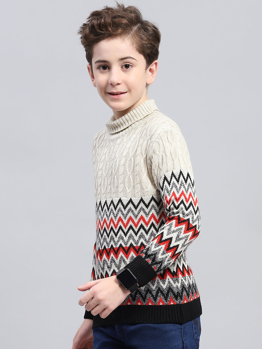 Boys Beige Zig-Zag Round Neck Full Sleeve Pullover