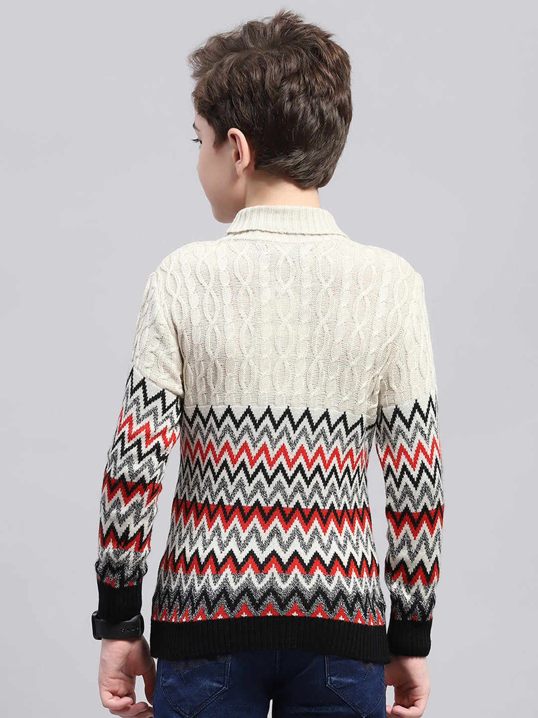 Boys Beige Zig-Zag Round Neck Full Sleeve Pullover