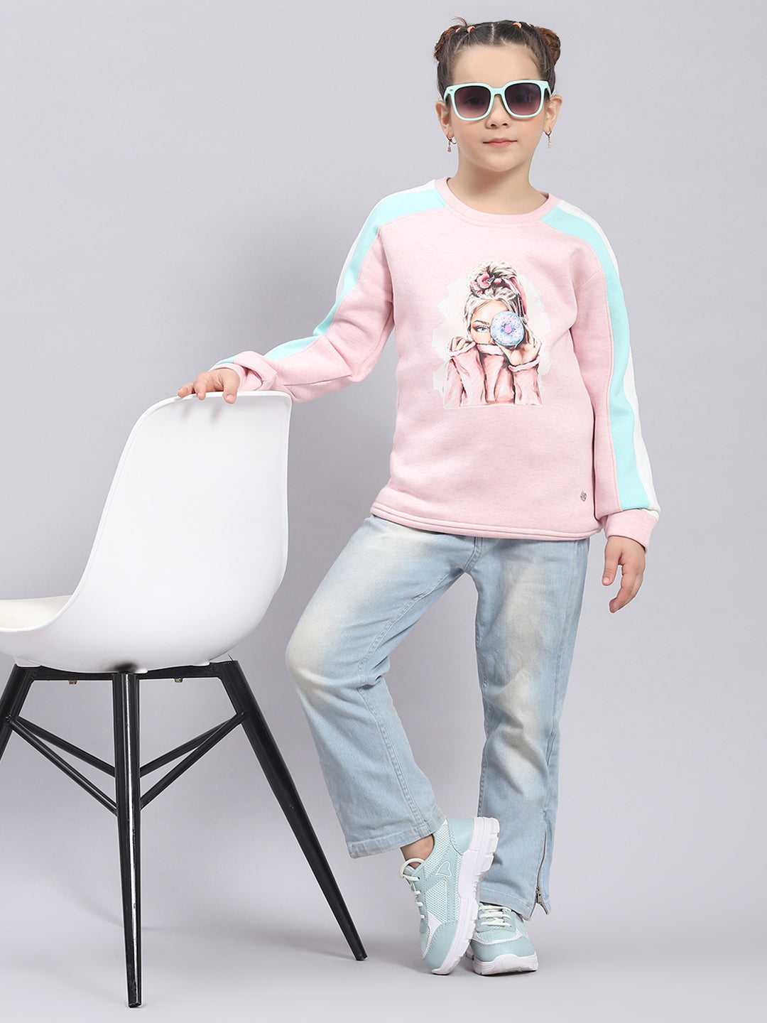Girls Pink Printed Round Neck Full Sleeve Sweatshirt