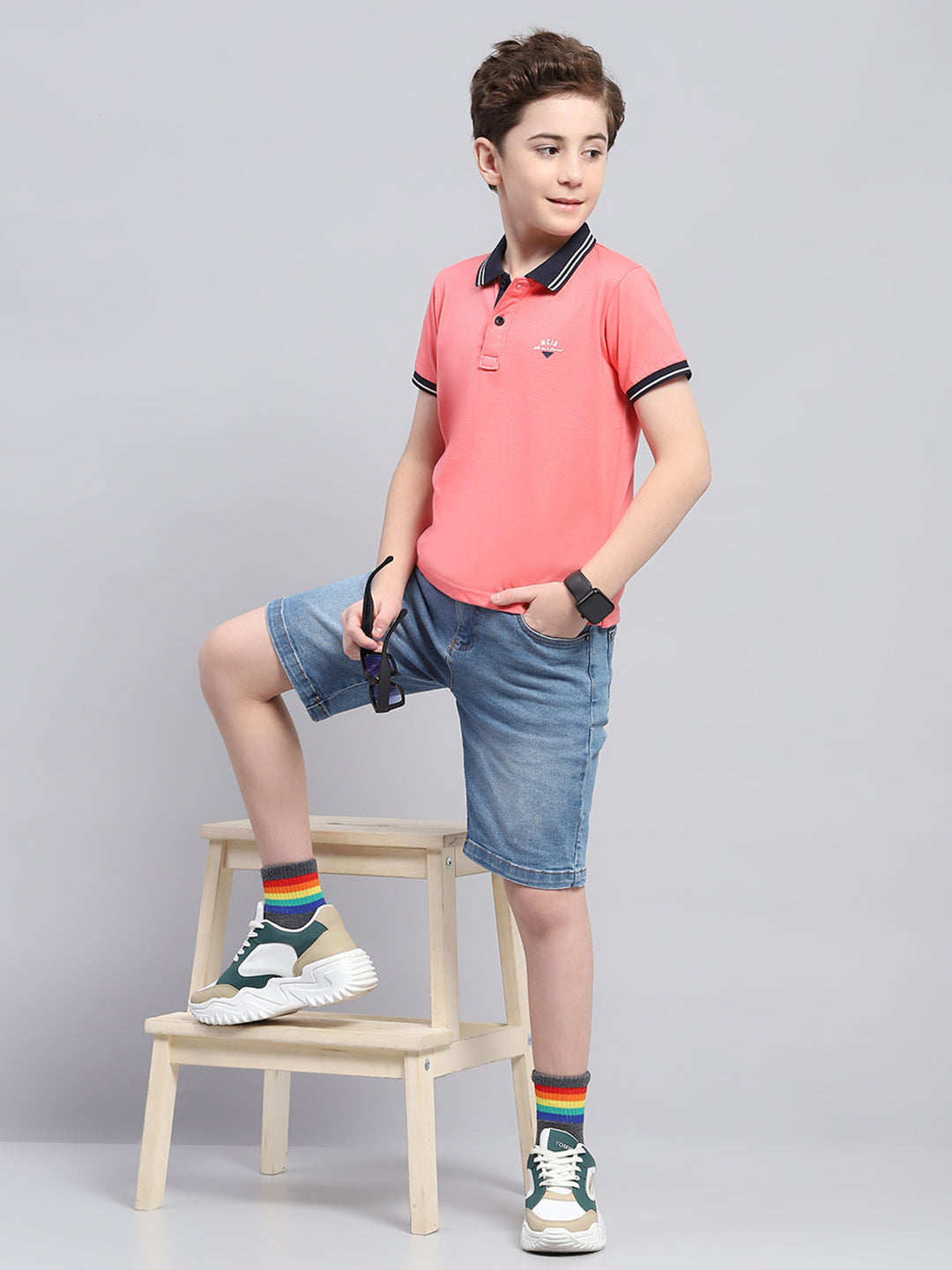 Boys Coral Solid Collar Half Sleeve T-Shirt