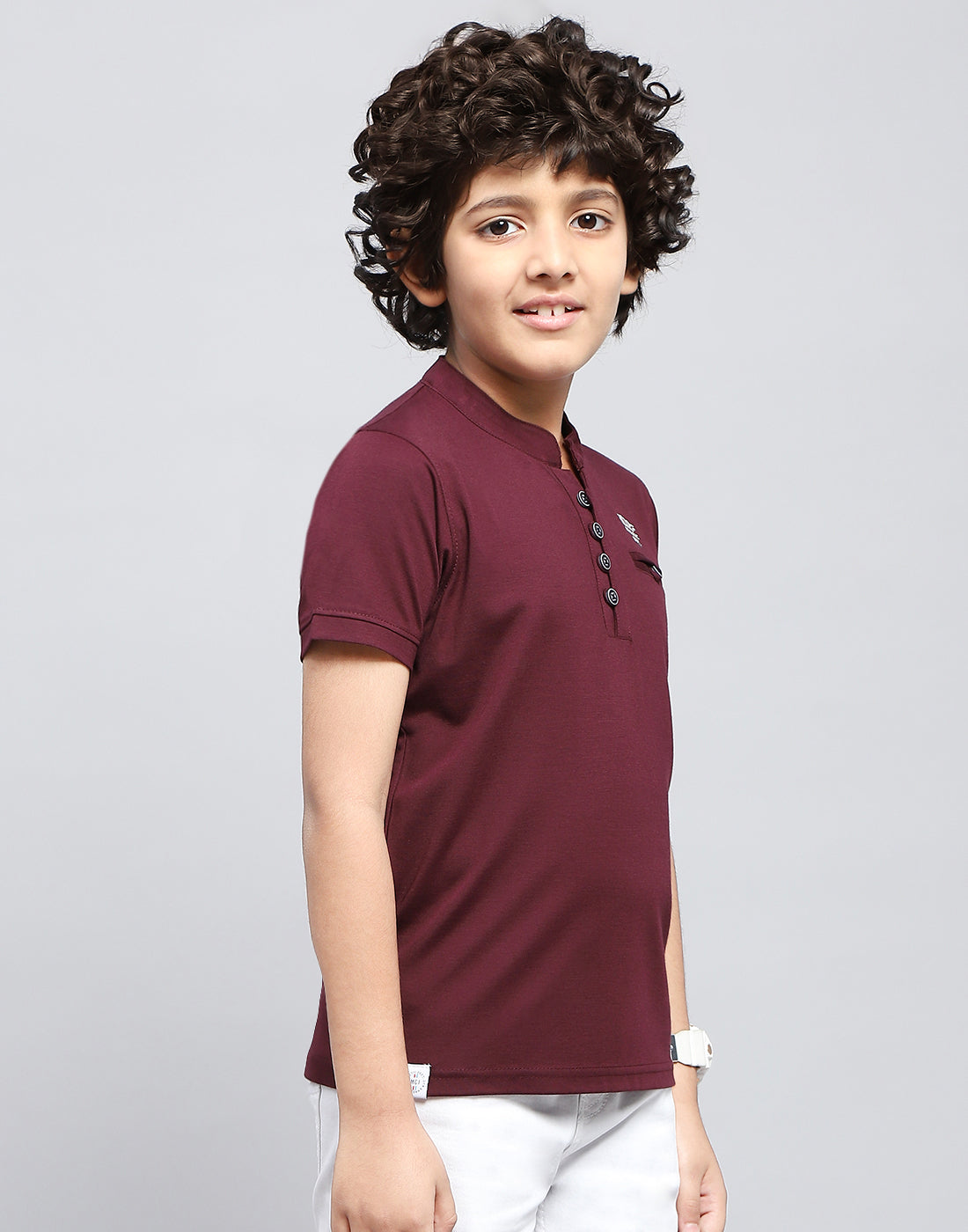 Boys Maroon Solid Mandarin Neck Half Sleeve T-Shirt