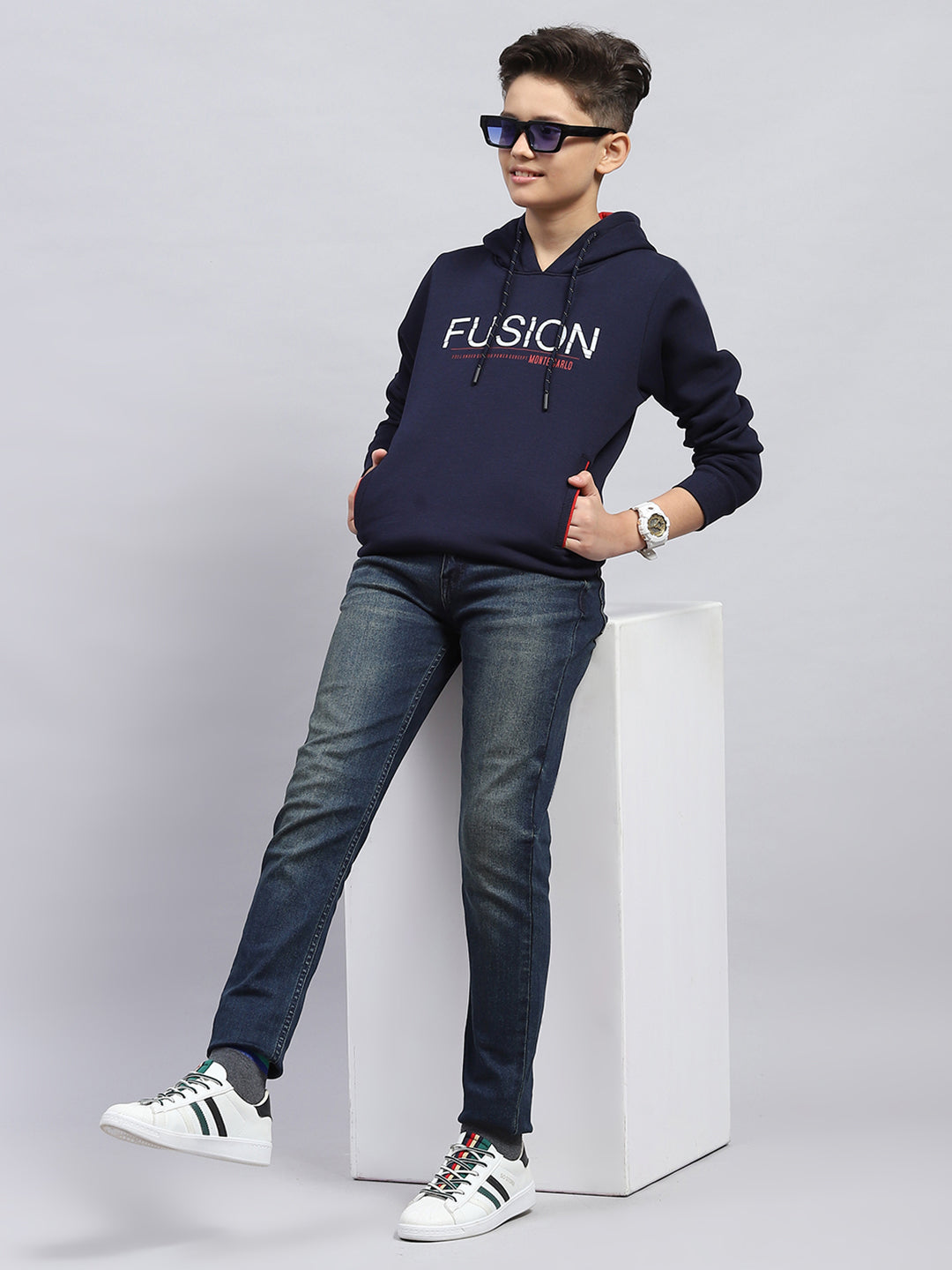 Boys Navy Blue Printed Hooded Full Sleeve Sweatshirt