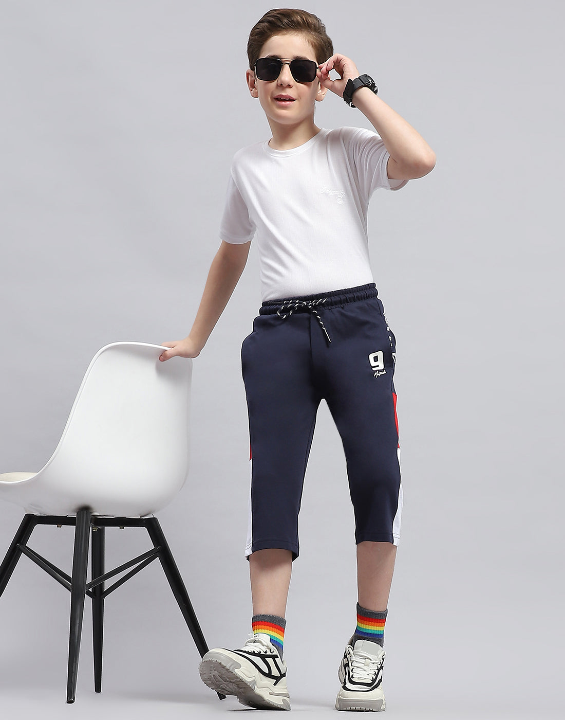Boys Navy Blue Printed Regular Fit Capri