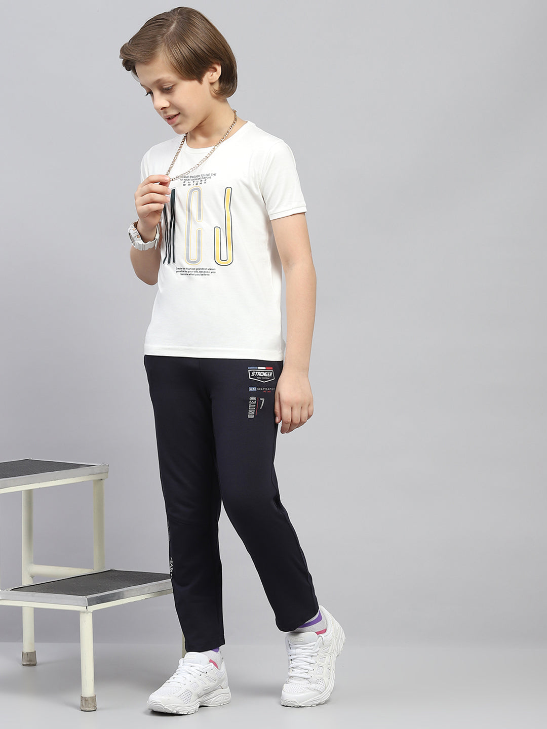 Boys Navy Blue Printed Regular Fit Lower