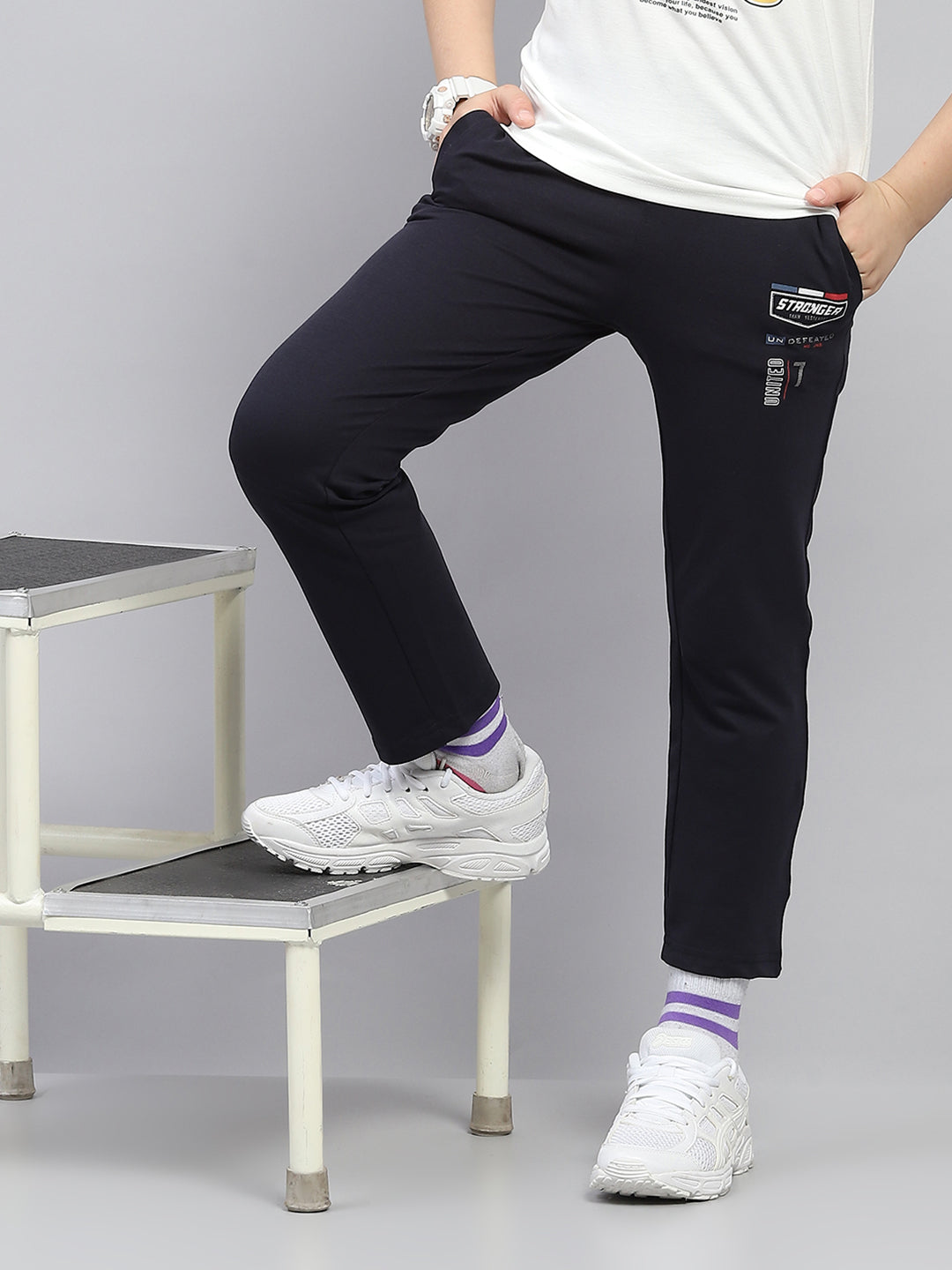 Boys Navy Blue Printed Regular Fit Lower