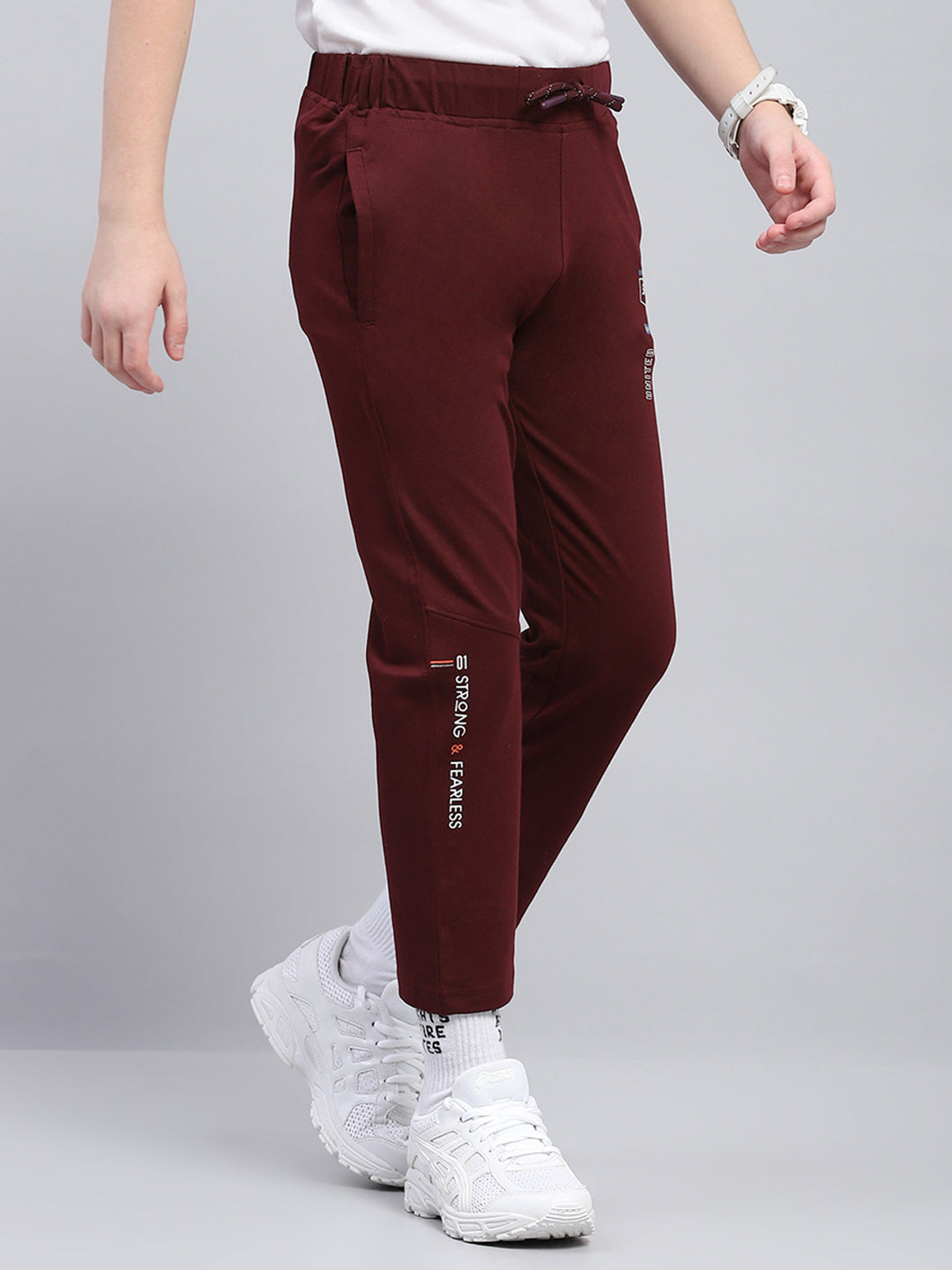 Boys Maroon Printed Regular Fit Lower