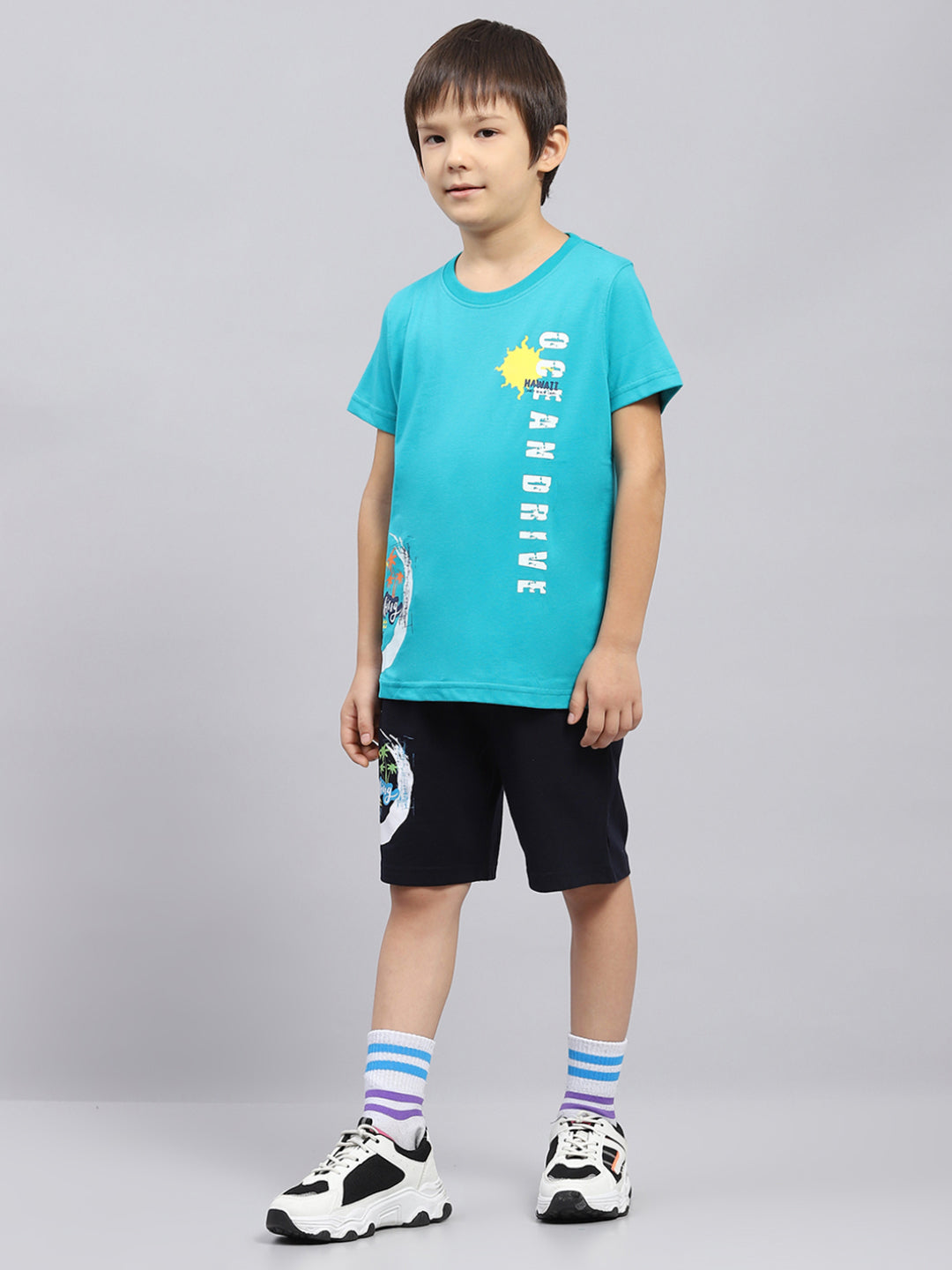Boys Green & Navy Blue Printed Round Neck Half Sleeve Bermuda Set