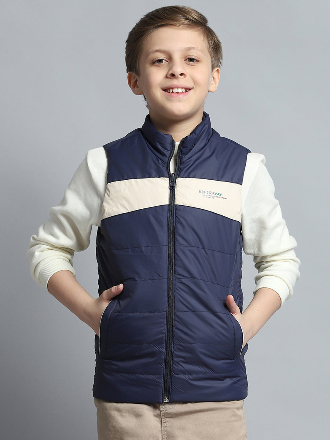 Boys Green Printed Detachable Hood Sleeveless Reversible Jacket