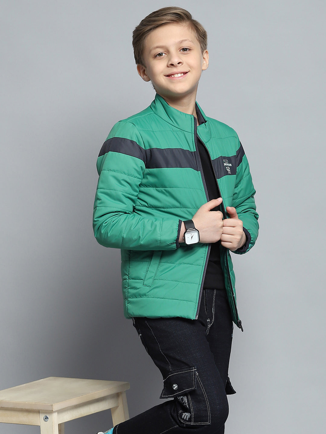 Boys Green Printed Mock Neck Full Sleeve Jacket