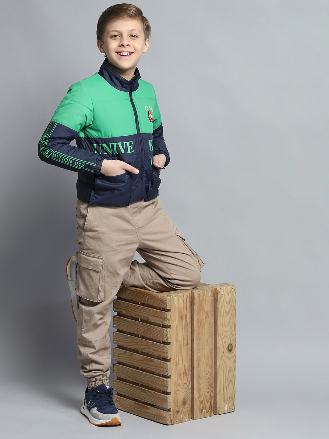 Boys Navy Blue Printed Mock Neck Full Sleeve Jacket