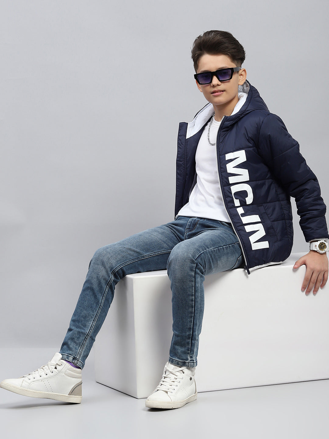 Boys Navy Blue Printed Hooded Full Sleeve Jacket