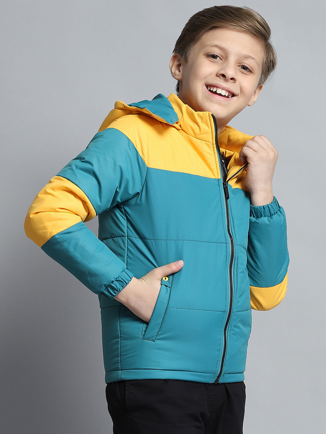 Boys Teal Blue & Yellow Printed Detachable Hood Full Sleeve Jacket