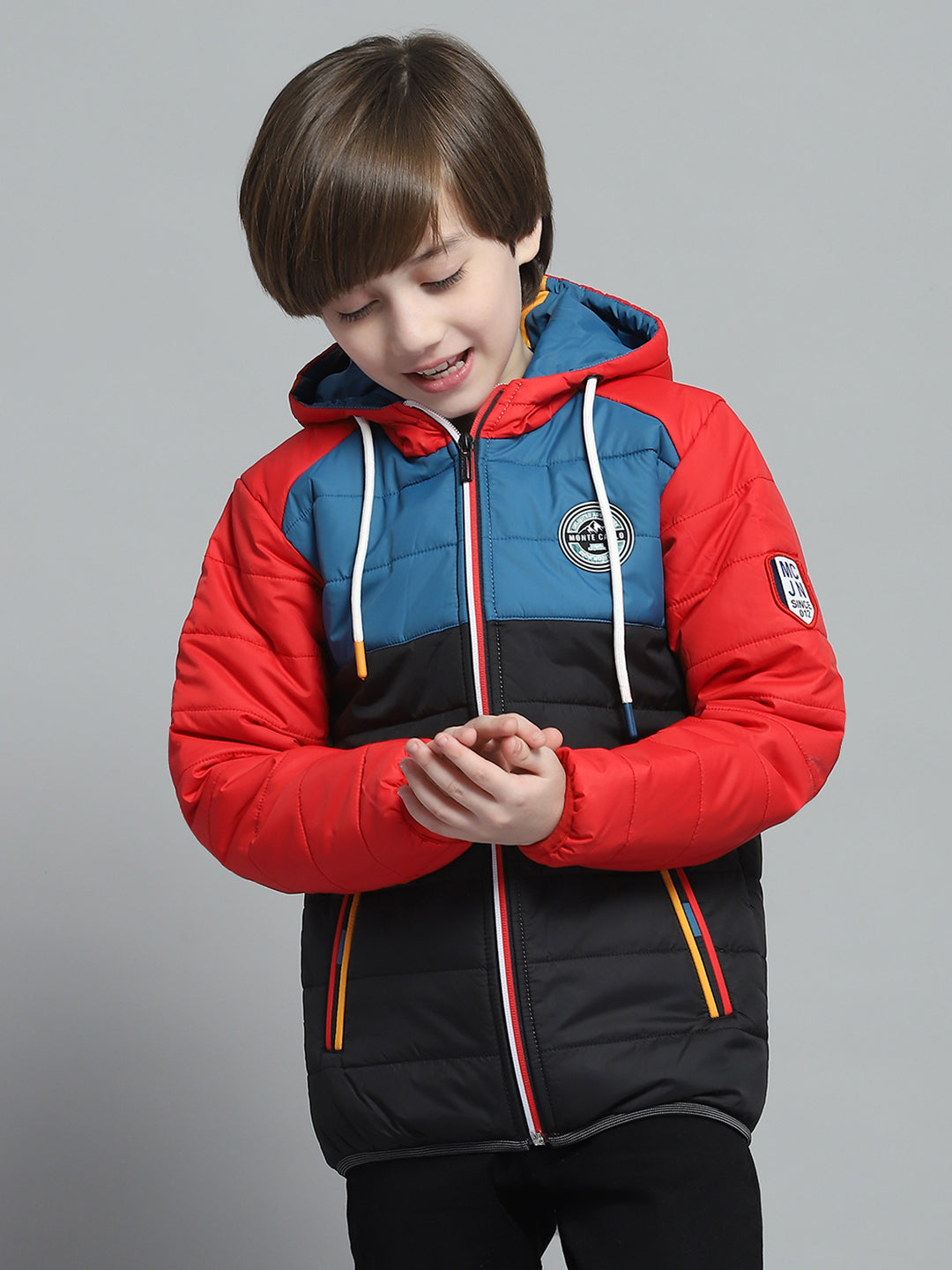 Boys Black & Red Solid Hooded Full Sleeve Jacket