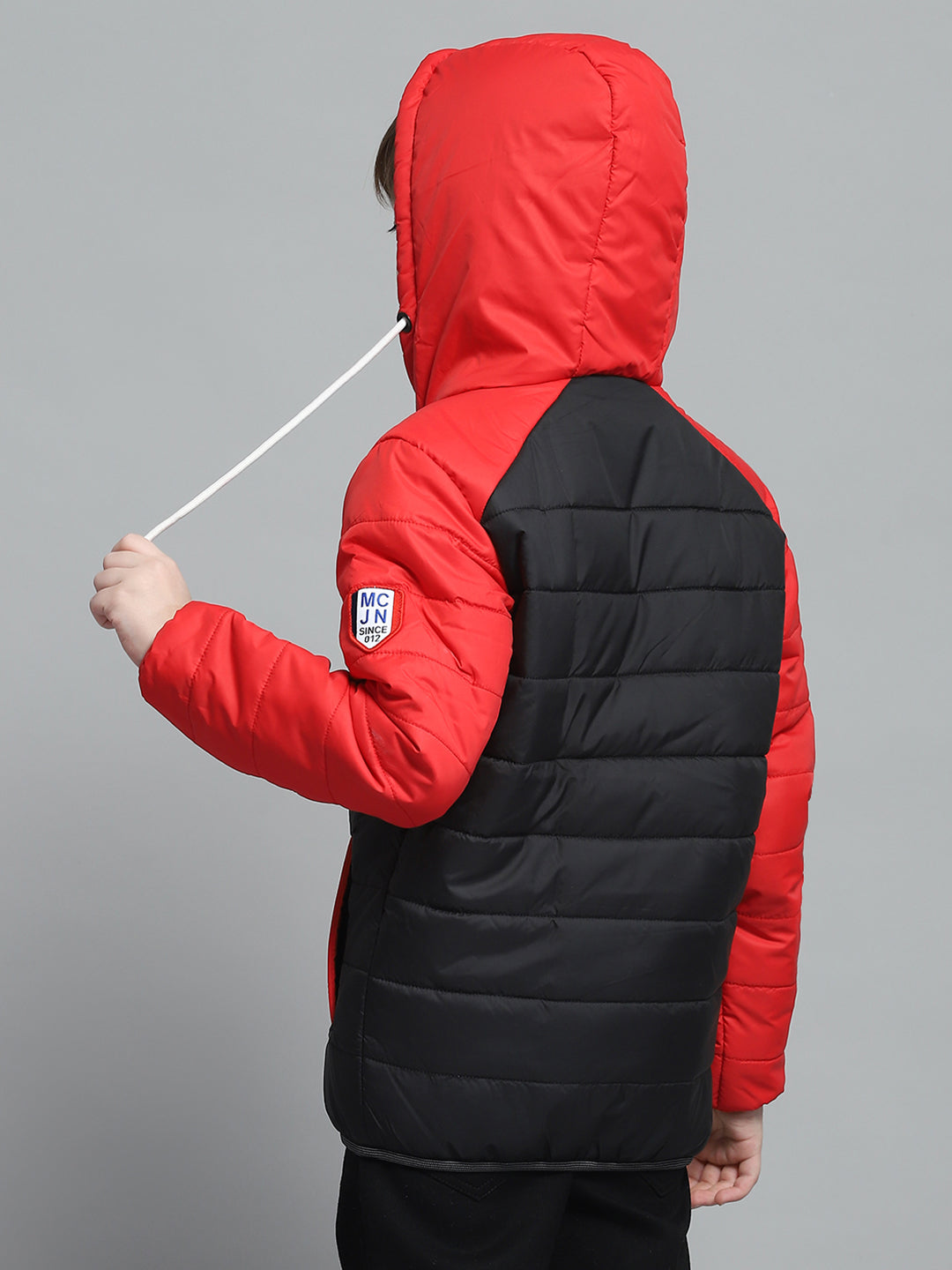 Boys Black & Red Solid Hooded Full Sleeve Jacket
