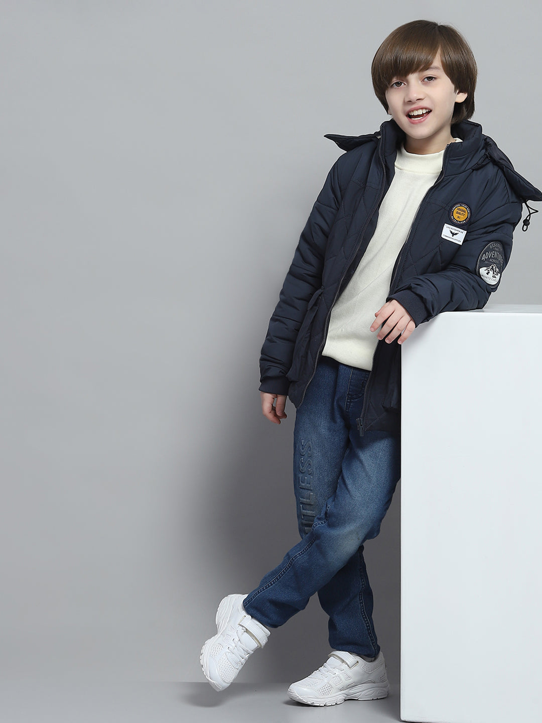 Boys Navy Blue Solid Hooded Full Sleeve Jacket
