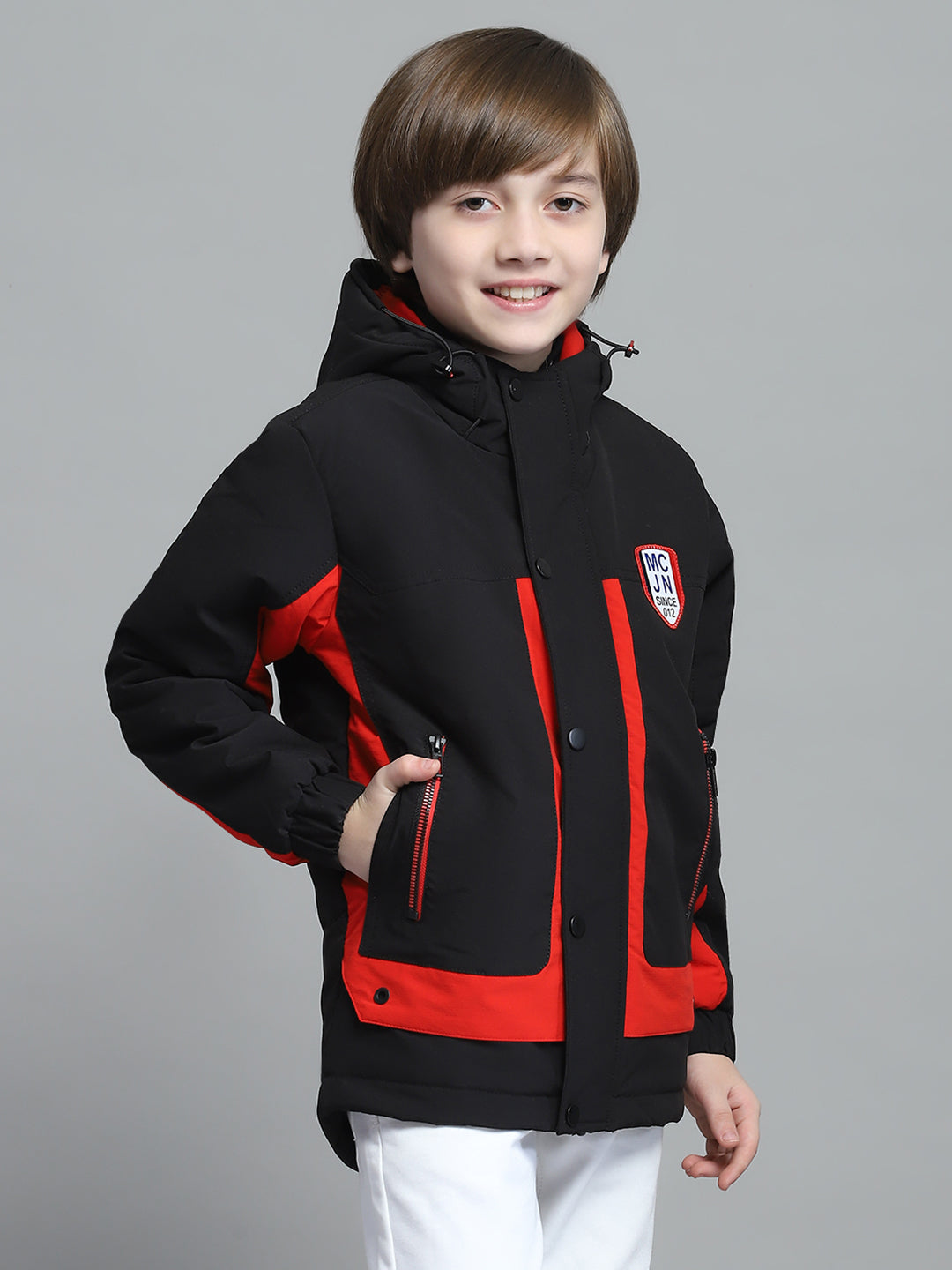 Boys Black Solid Hooded Full Sleeve Jacket