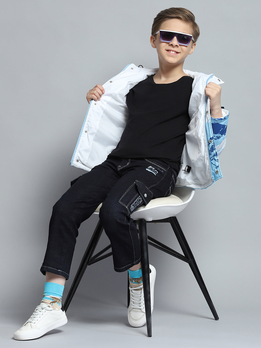 Boys White & Blue Printed Hooded Full Sleeve Jacket